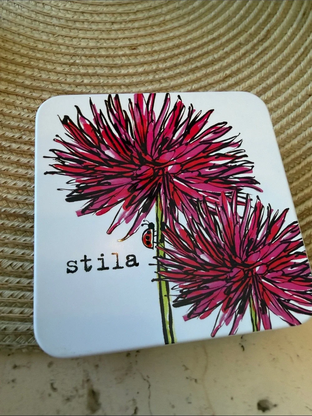 Stila compact five